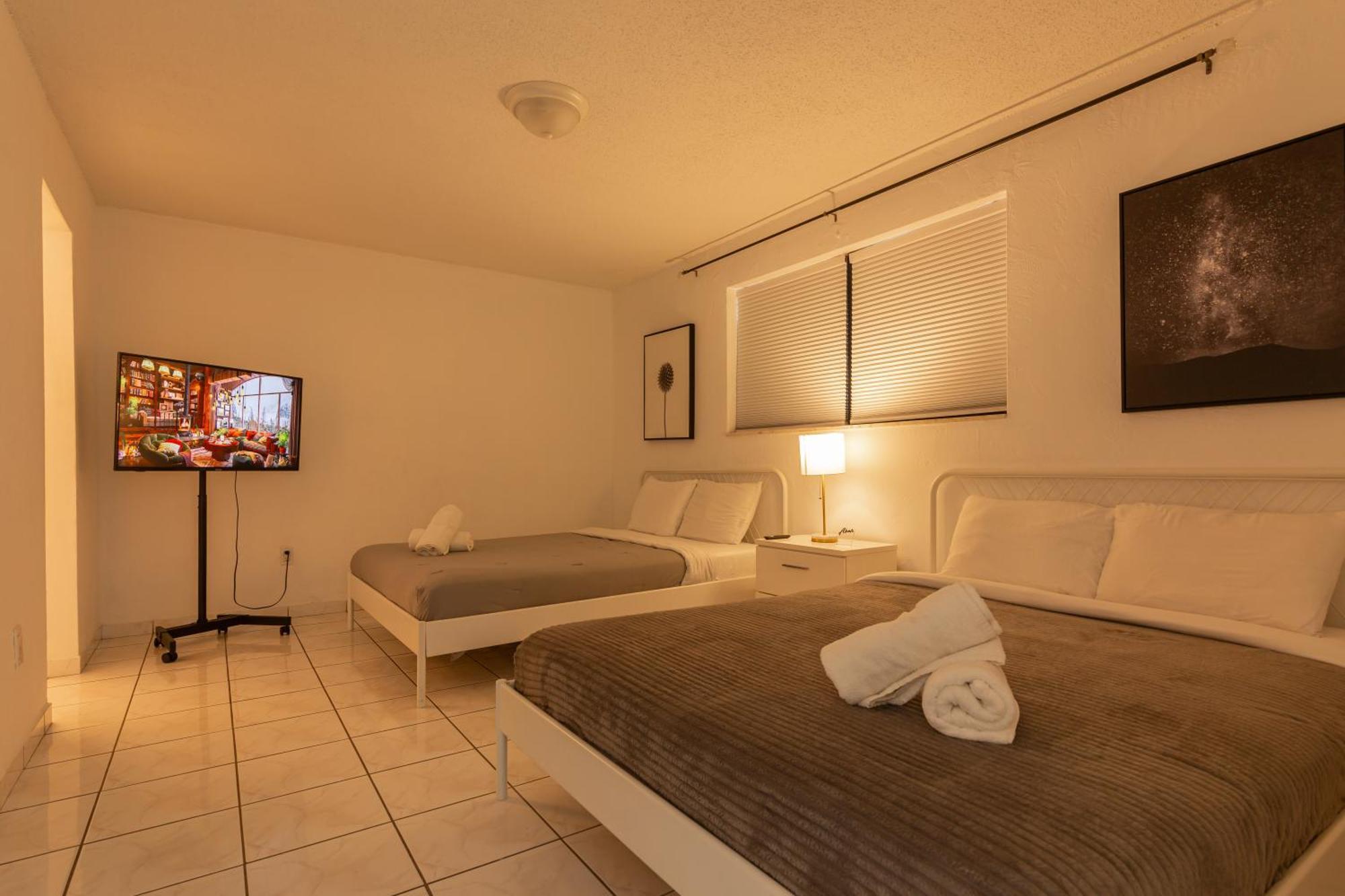 One Bedroom Apartment - With Parking & Balcony - Heart Of Wynwood Miami Kültér fotó