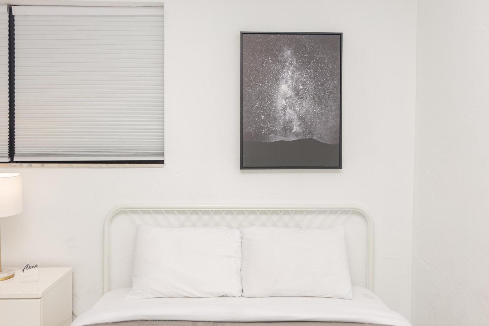 One Bedroom Apartment - With Parking & Balcony - Heart Of Wynwood Miami Kültér fotó