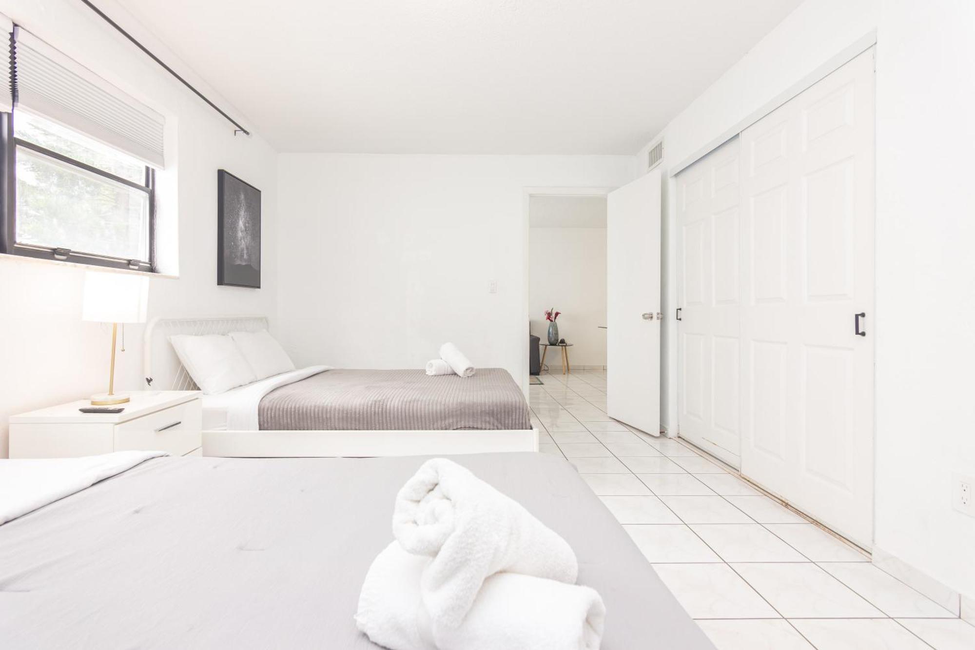 One Bedroom Apartment - With Parking & Balcony - Heart Of Wynwood Miami Kültér fotó