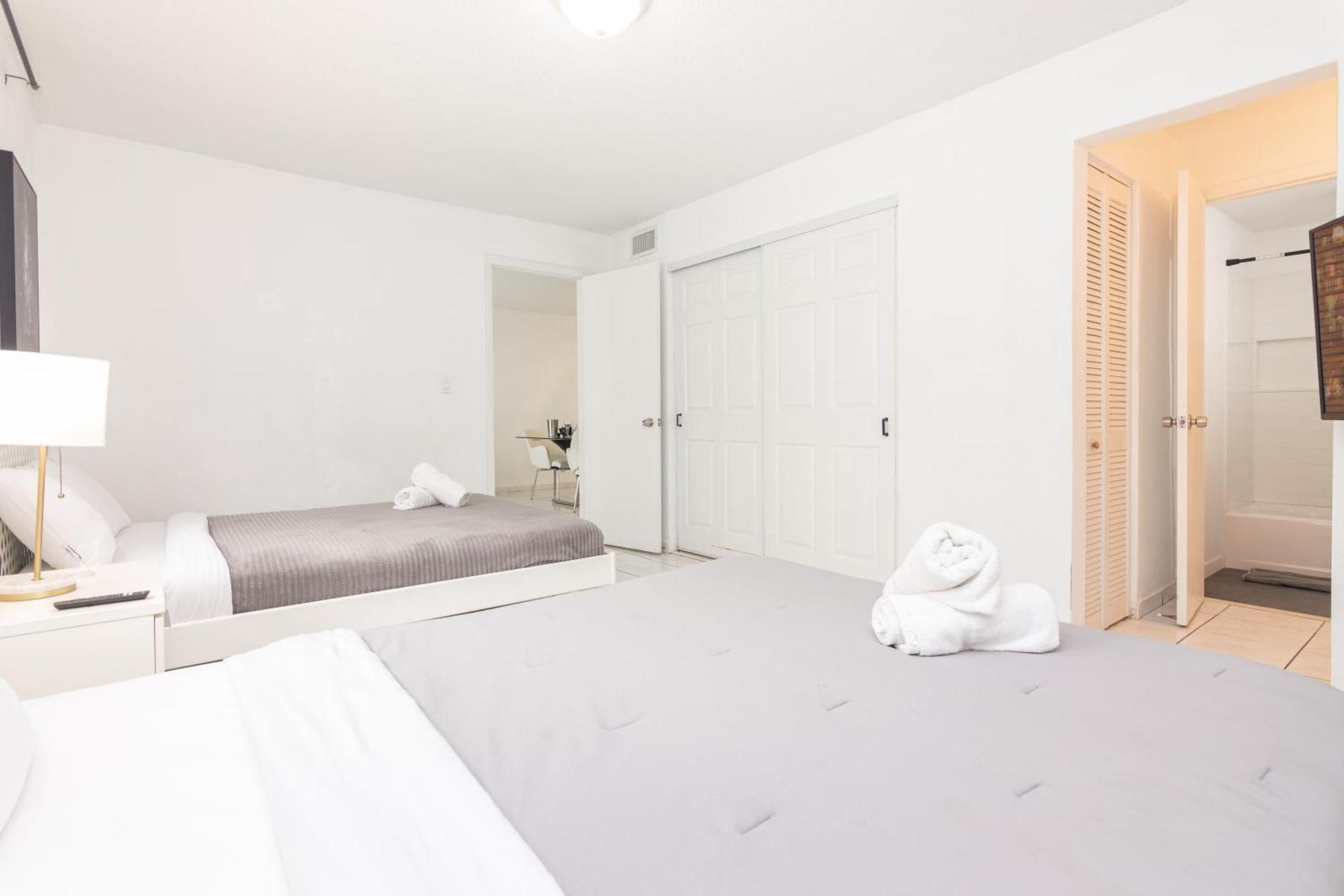 One Bedroom Apartment - With Parking & Balcony - Heart Of Wynwood Miami Kültér fotó