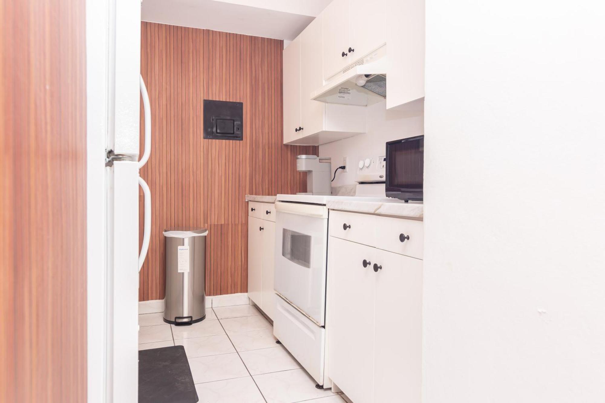 One Bedroom Apartment - With Parking & Balcony - Heart Of Wynwood Miami Kültér fotó