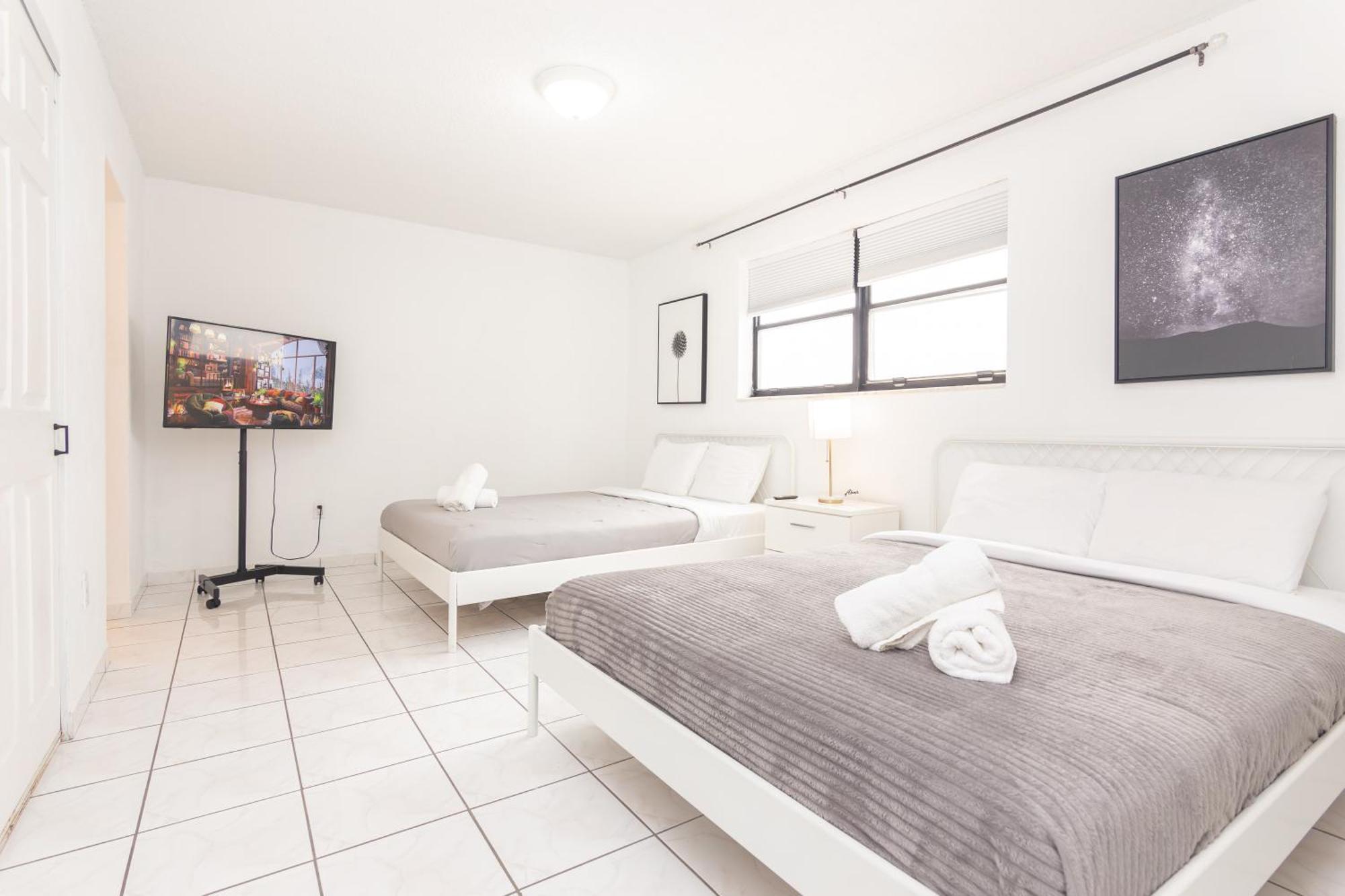 One Bedroom Apartment - With Parking & Balcony - Heart Of Wynwood Miami Kültér fotó