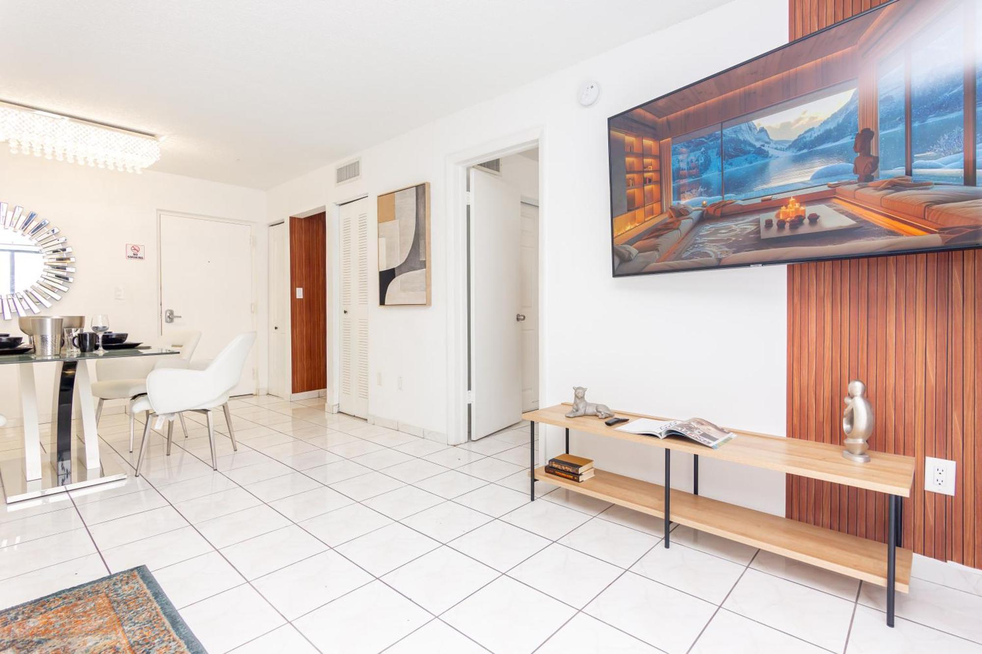 One Bedroom Apartment - With Parking & Balcony - Heart Of Wynwood Miami Kültér fotó